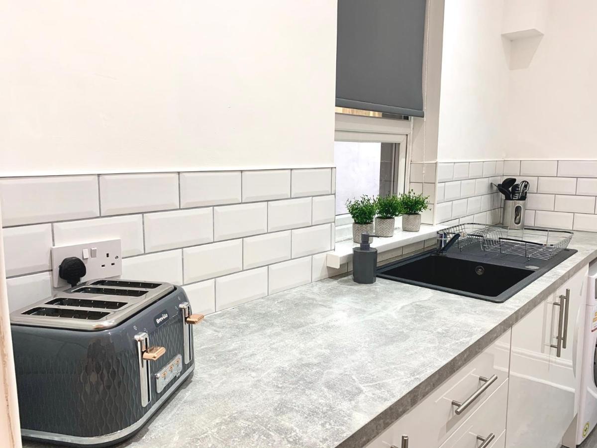 Victory Luxury Hot Tub House Villa Blackpool Eksteriør bilde