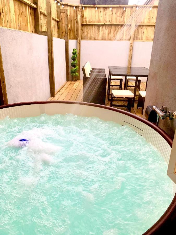 Victory Luxury Hot Tub House Villa Blackpool Eksteriør bilde